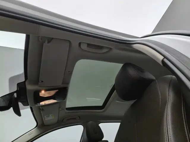 BMW 5 Series — Фото автомобиля 14