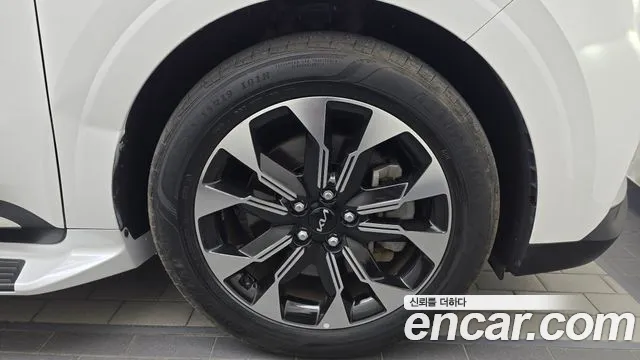 Kia Carnival 4th Gen — Фото автомобиля 6