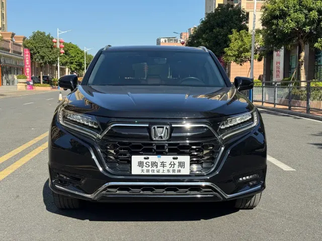 Honda UR-V — Фото автомобиля 2
