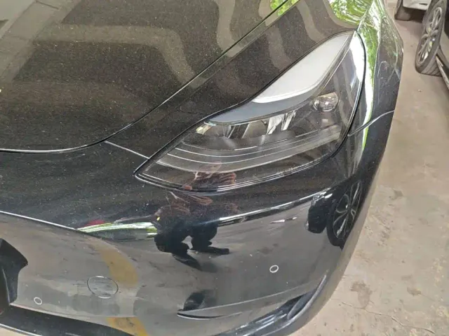 Tesla Model Y — Фото автомобиля 23