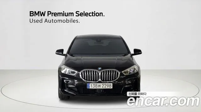 BMW 1 Series F40 — Фото автомобиля 3