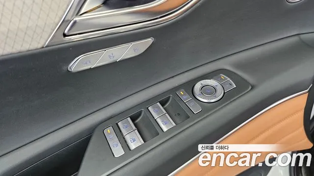 Genesis GV80 — Фото автомобиля 28