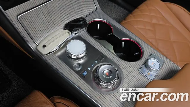Genesis GV80 2.5T Бензин AWD — Фото автомобиля 9