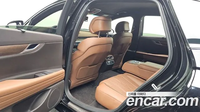 Genesis G80 Бензин 2.5 турбо AWD — Фото автомобиля 9