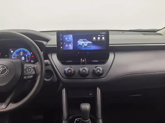 Toyota Corolla Cross — Фото автомобиля 12
