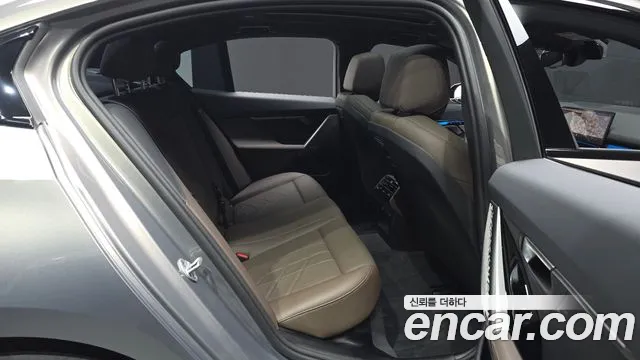 BMW 5-Series 5 серия (G60) 523d M Sport — Фото автомобиля 11