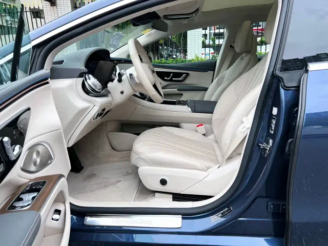 Mercedes-Benz EQS — Фото автомобиля 13