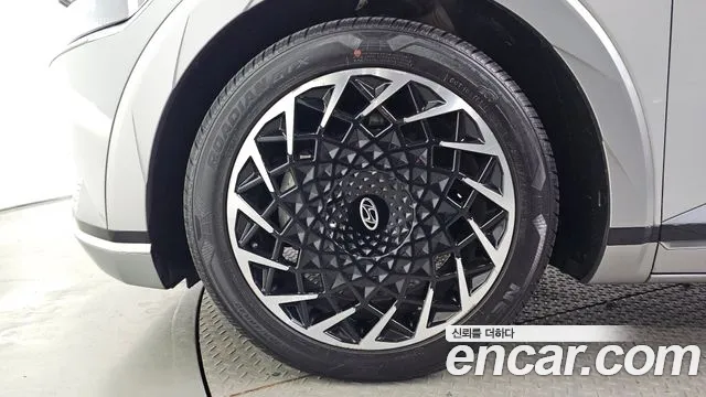 Hyundai Ioniq 5 — Фото автомобиля 5
