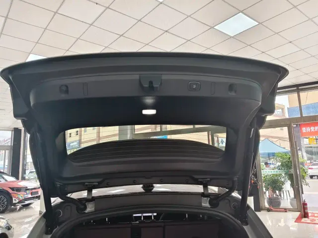 Nio ET5 Touring — Фото автомобиля 11