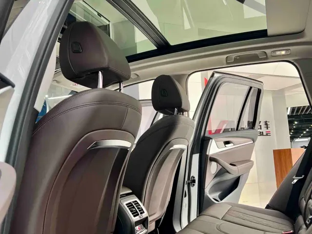 BMW X3 — Фото автомобиля 5