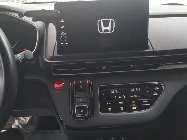 Honda Odyssey — Фото автомобиля 13