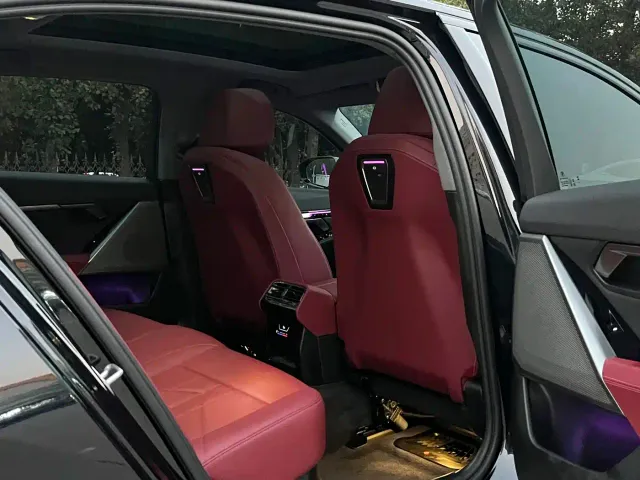 BMW 5 Series — Фото автомобиля 19