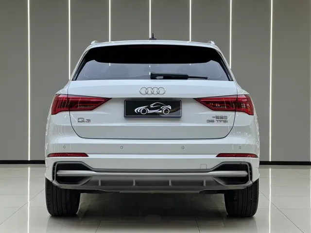 Audi Q3 — Фото автомобиля 17