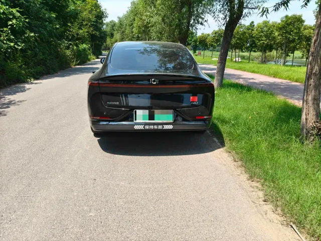 Changan Qiyuan A07 — Фото автомобиля 8