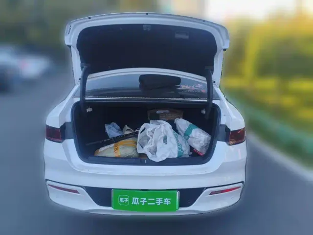 BYD Qin PLUS — Фото автомобиля 15