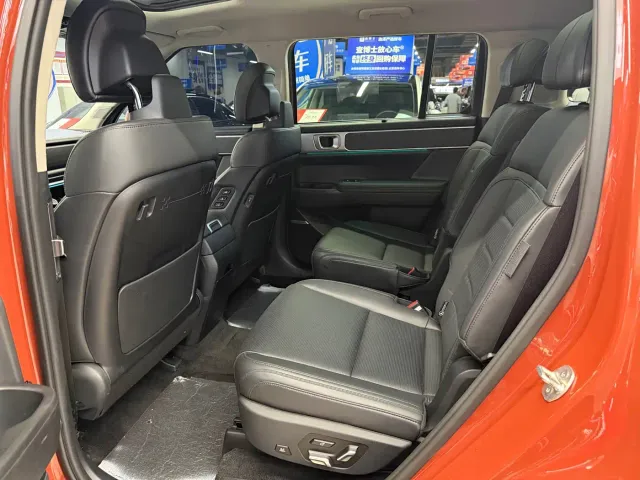 Hyundai Santa Fe — Фото автомобиля 4