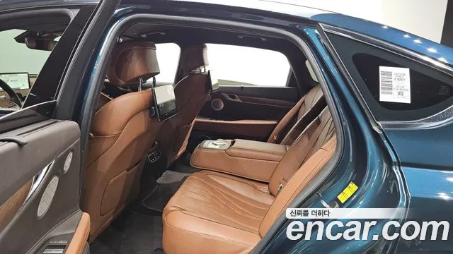 Genesis G80 Electrified G80 (RG3) — Фото автомобиля 11