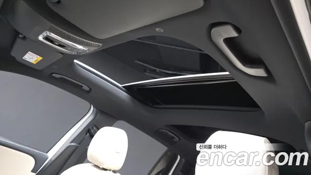 Mercedes-Benz EQB — Фото автомобиля 19