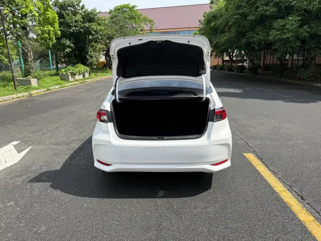 Toyota Allion — Фото автомобиля 14