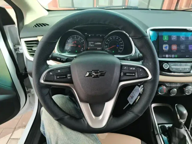 Chevrolet Monza — Фото автомобиля 10