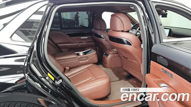 Genesis G90 Бензин 3.5 Turbo 2WD — Фото автомобиля 12