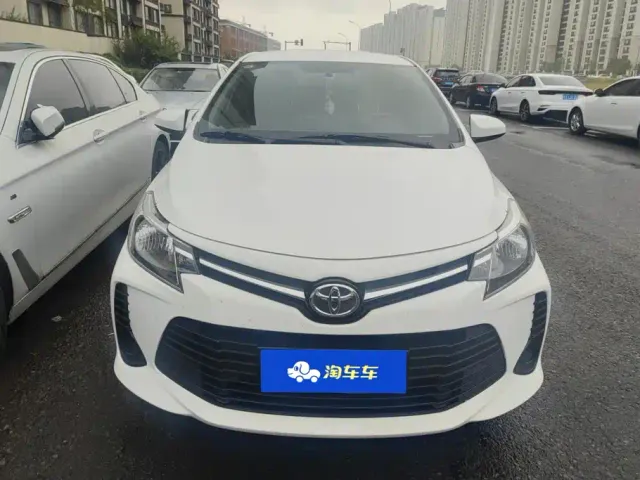 Toyota Vios — Фото автомобиля 2