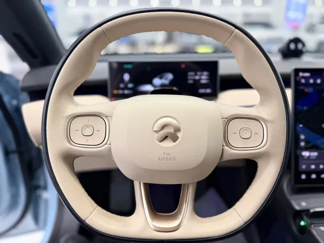 Nio ET5 Touring — Фото автомобиля 12