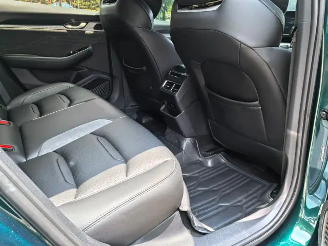 Geely Xingrui — Фото автомобиля 12