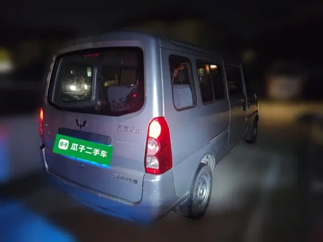 Wuling Rongguang — Фото автомобиля 4