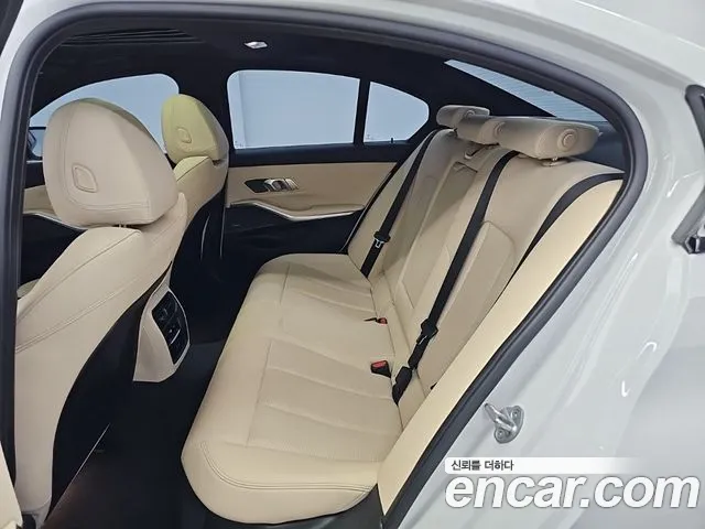 BMW 3 Series G20 — Фото автомобиля 12