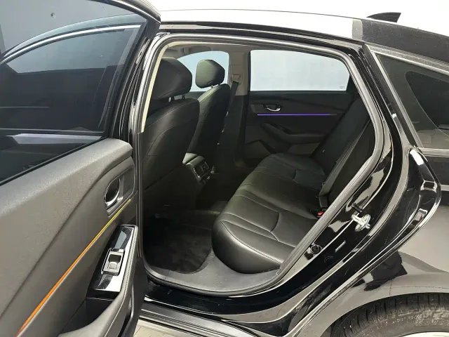 Honda Accord — Фото автомобиля 8