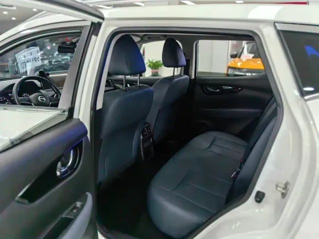 Nissan Qashqai — Фото автомобиля 11