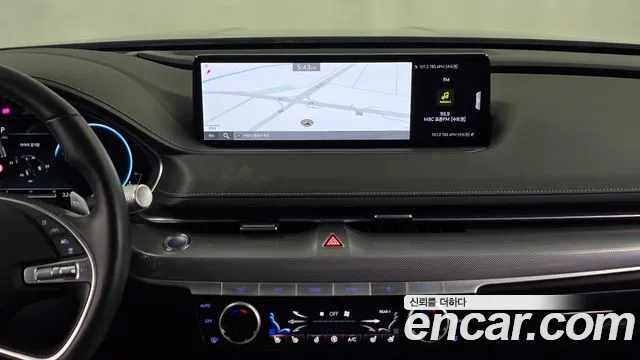 Genesis G80 Бензин 2.5 турбо AWD — Фото автомобиля 13