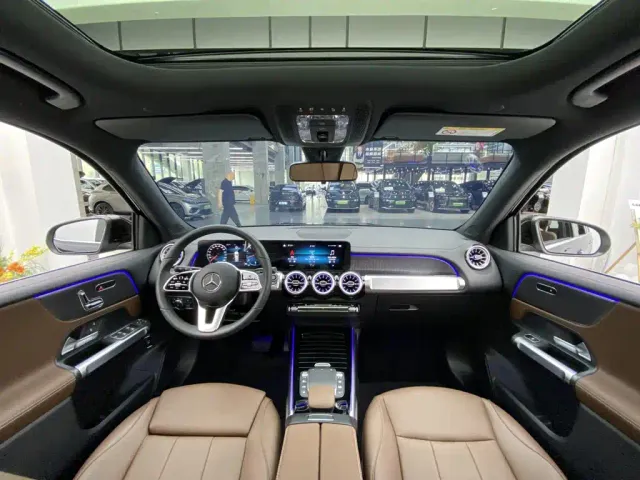 Mercedes-Benz GLB-Class — Фото автомобиля 30
