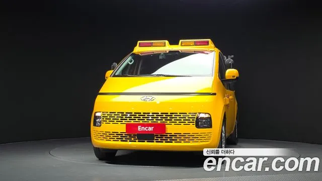 Hyundai Staria Staria L3.5 Школьный автобус — Фото автомобиля 3