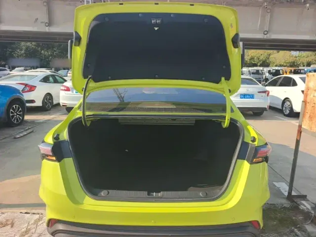 Geely Binrui — Фото автомобиля 18