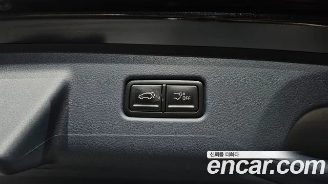 Kia Canival — Фото автомобиля 30