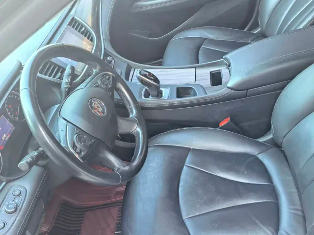 Buick LaCrosse — Фото автомобиля 7
