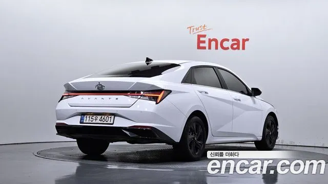 Hyundai AVANTE Avante (CN7) — Фото автомобиля 2