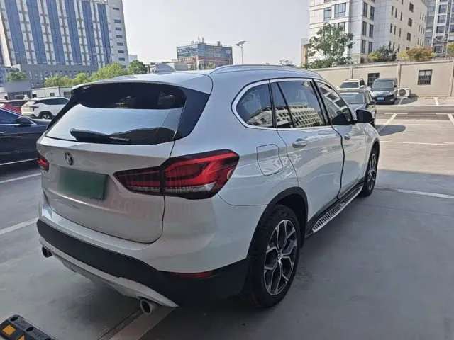 BMW X1 — Фото автомобиля 6