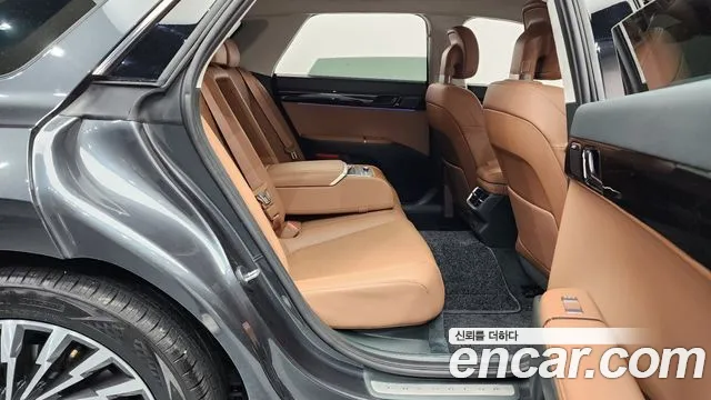Hyundai Grandeur Grandeur (GN7) 3.5 Бензин 4WD — Фото автомобиля 12