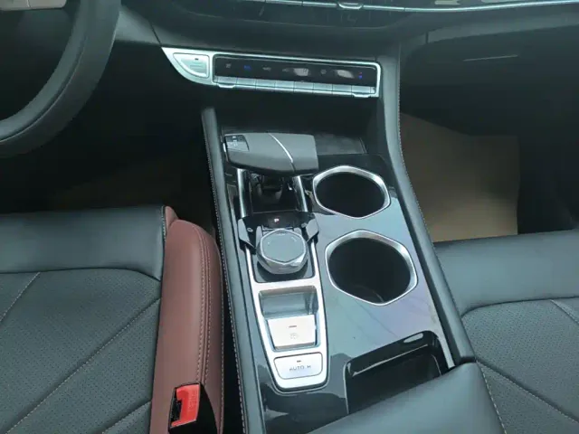 Changan Eado — Фото автомобиля 13