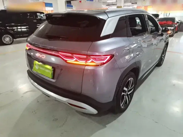 BYD Song L DM-i — Фото автомобиля 6