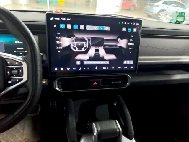 Jetour T2 — Фото автомобиля 12