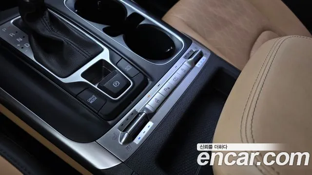 Kia Carnival 4th Gen — Фото автомобиля 25