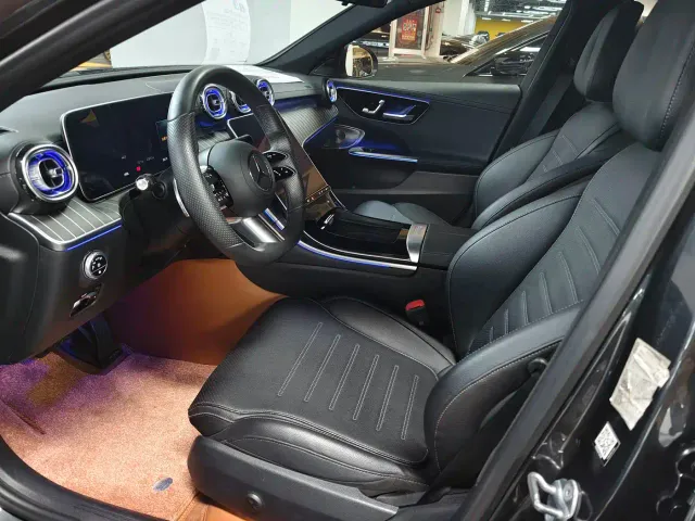 Mercedes-Benz C-Class — Фото автомобиля 4