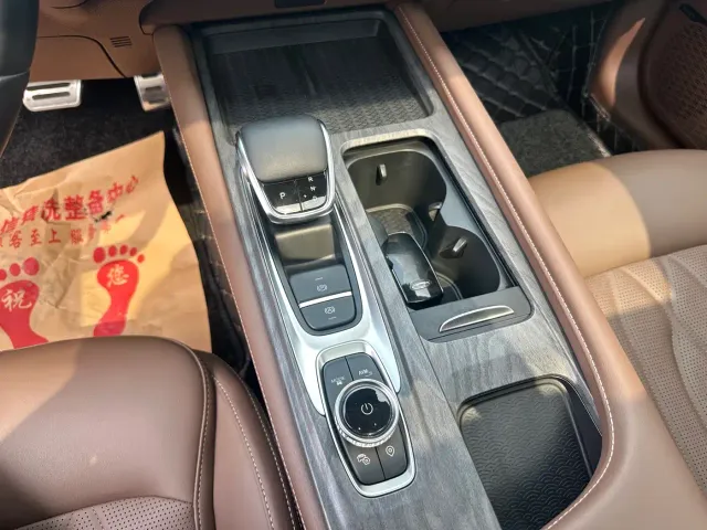 Chery Arrizo 8 — Фото автомобиля 15