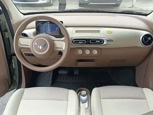 Wuling Hongguang Mini EV — Фото автомобиля 9