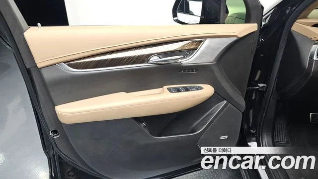 Cadillac XT6 — Фото автомобиля 21