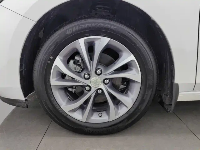Buick Verano — Фото автомобиля 17
